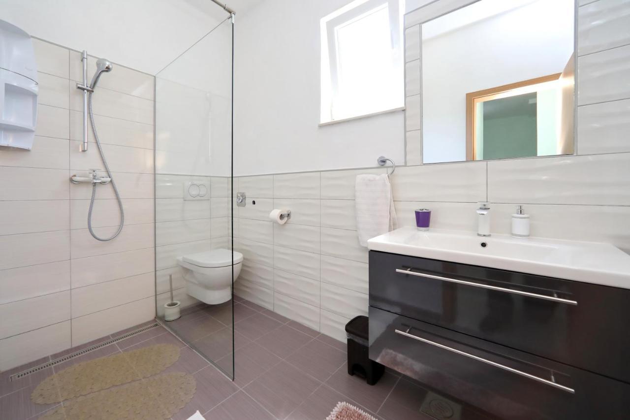 Apartment Sunny Terrace Бибине Екстериор снимка