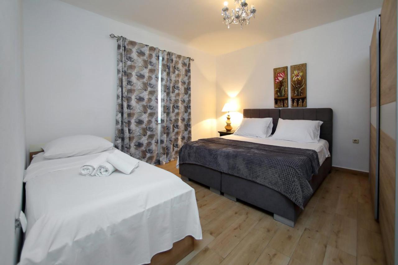 Apartment Sunny Terrace Бибине Екстериор снимка